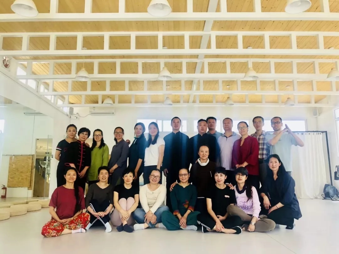 他们说:在大理练太极拳,我们是认真的!